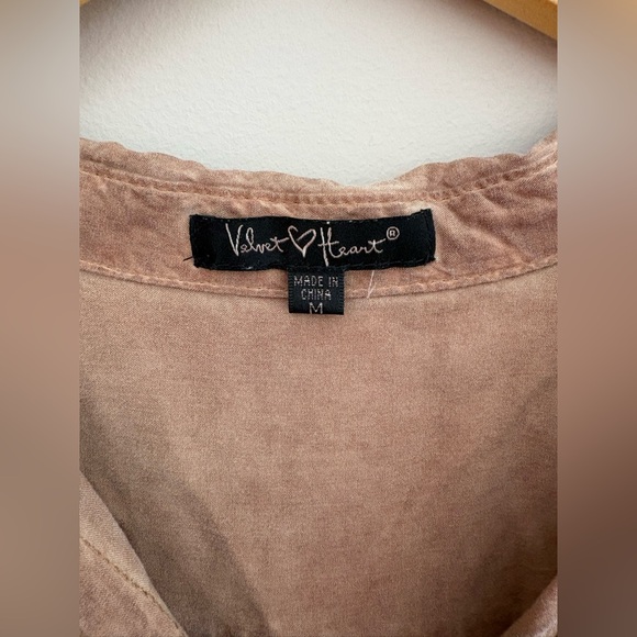 Velvet Heart Brown Button-Down Shirt Size Medium - Picture 4 of 5